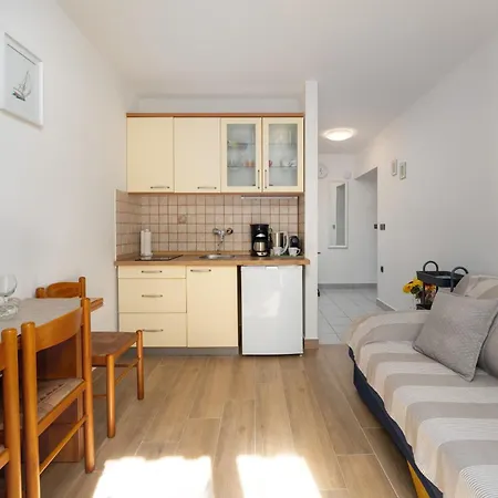 Ap 3, Nur 500 Meter Vom Zentrum Apartment *
